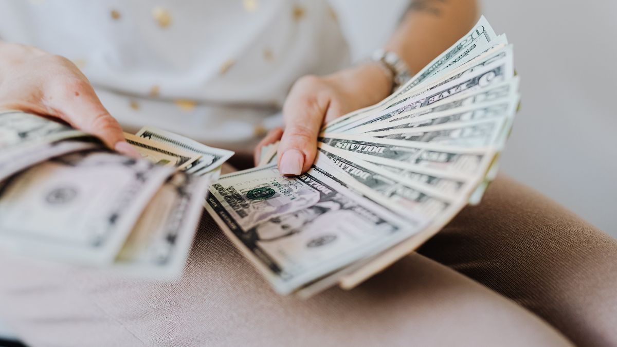 Dollar Hits One-Week High Amid Renewed US–Iran Tensions