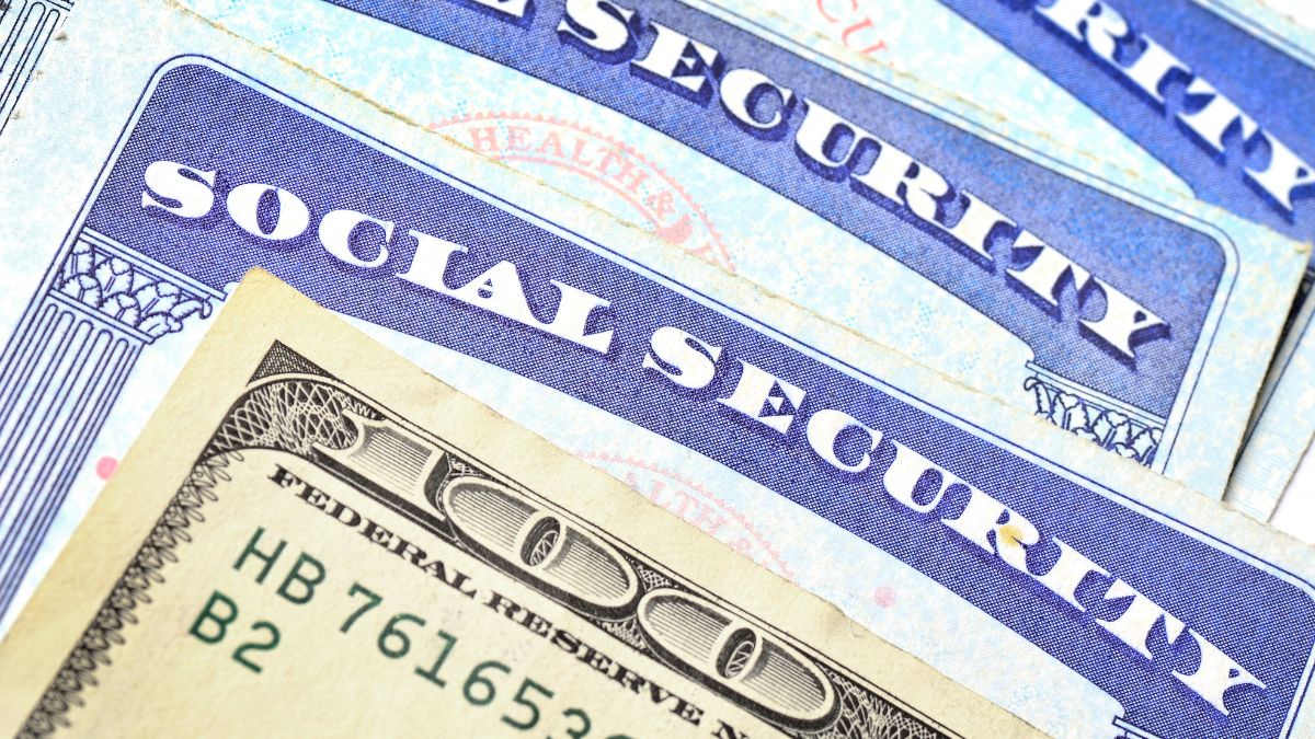 Social Security Rule Change Could Add Up to $1,000 a Month for Some Beneficiaries