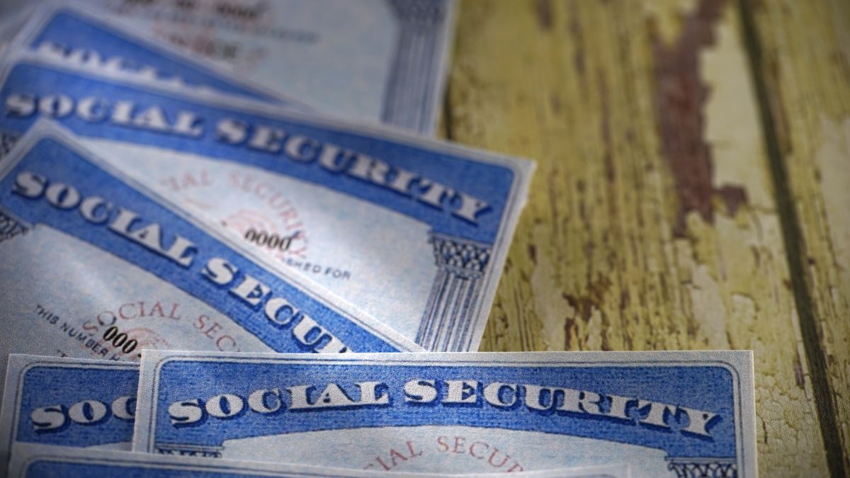 Social Security Claiming Mistake That Could Cost Retirees $182,000
