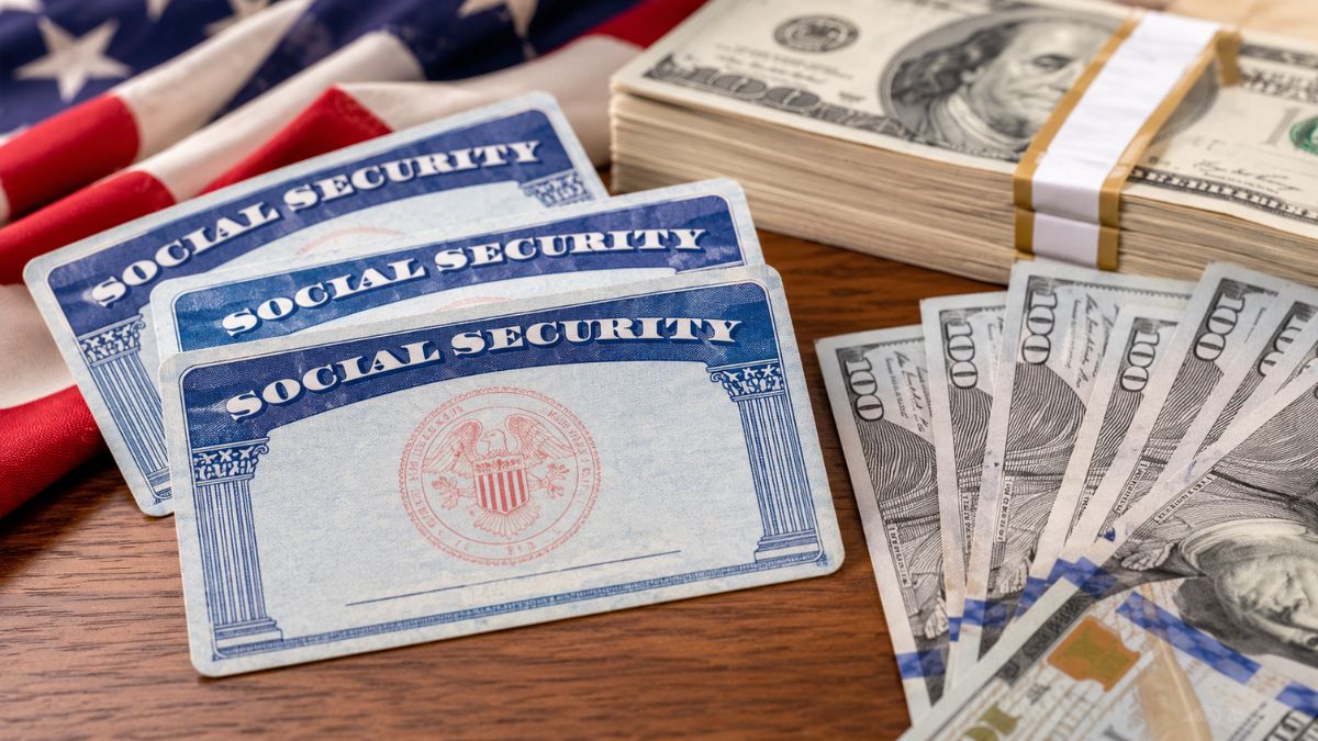 Social Security Payments Up to $5,181 Arrive This Week as 2027 COLA Forecast Rises